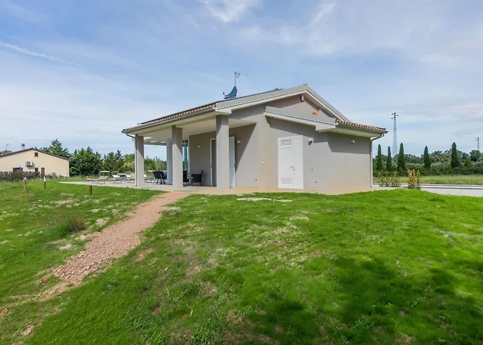 Holiday Home Veronica By Interhome
