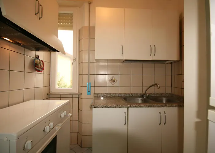 Appartamento Indipendente Con Giardino A 400 M Dal Mare