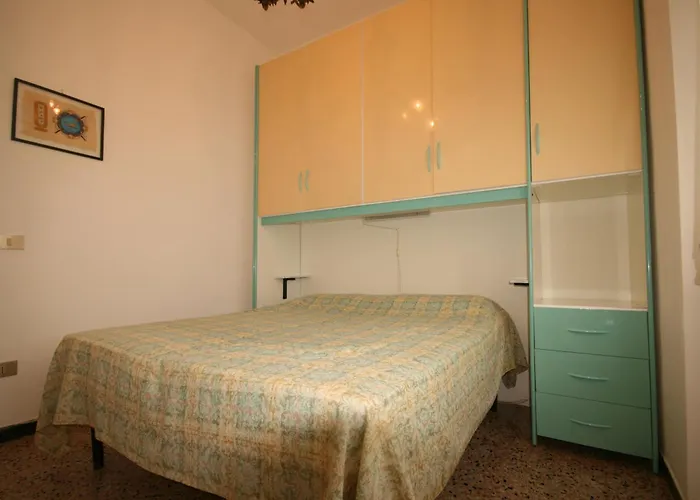 Appartamento Indipendente Con Giardino A 400 M Dal Mare